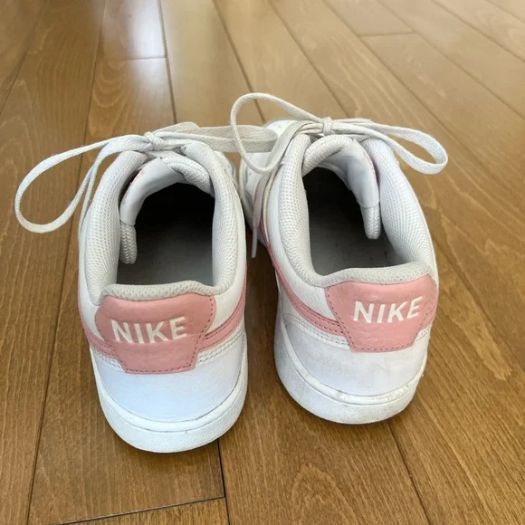 Nike Sneakers - Picture 2 of 5